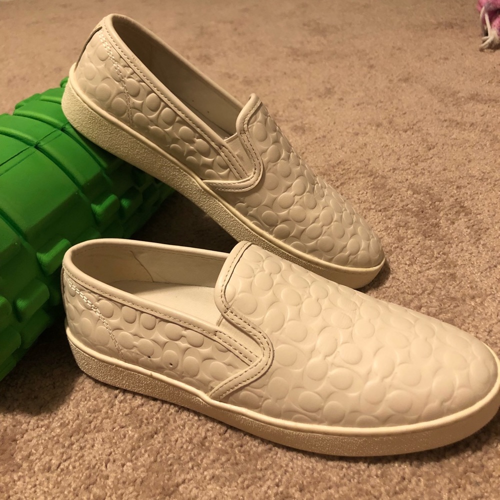 COACH NWOT Off white Slip on shoes